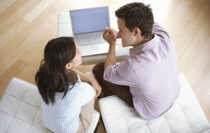 Zorgverzekering steeds vaker online geregeld