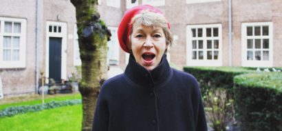 Dineke (68): “Daar ga ik dan met mijn mandje vol stroom van de boer”