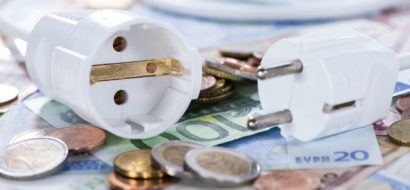 Dertigjarige Noord-Hollandse man vergelijkt energiecontracten