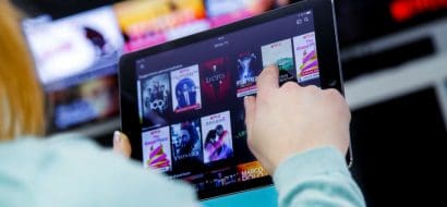 Vast bellen sterft uit. Aandeel internet only stijgt.