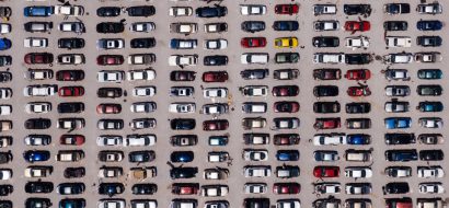 Nederlanders blijven trouw aan autoverzekeraar
