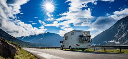 1 op 3 Nederlanders kan minder lang op vakantie door stijging levenskosten