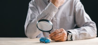 Jongeren kiezen voor goedkopere autoverzekering